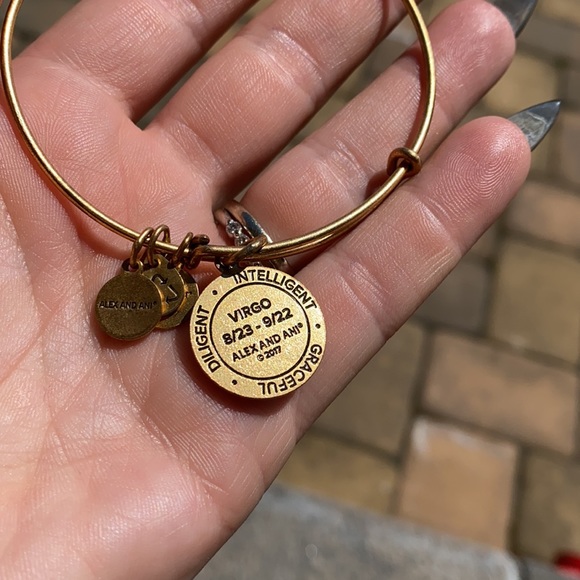 Virgo bracelet - Picture 2 of 2